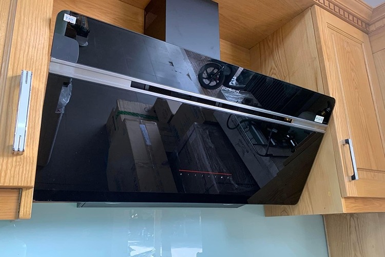 Máy hút mùi Vertical 1