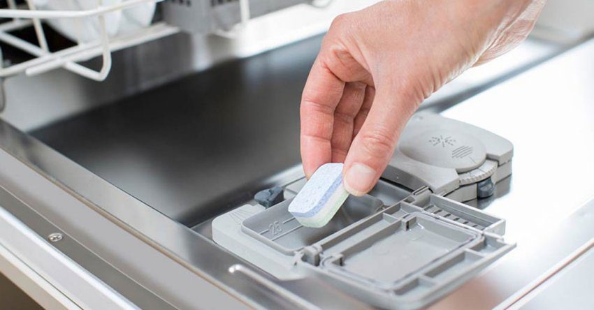 Máy rửa chén có dùng nước rửa chén được không 5