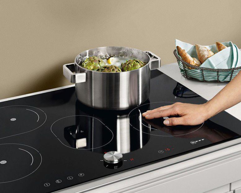 Nấu bếp từ có bị đen nồi không 3