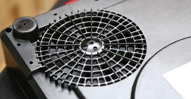 Quạt gió bếp từ kêu to 2