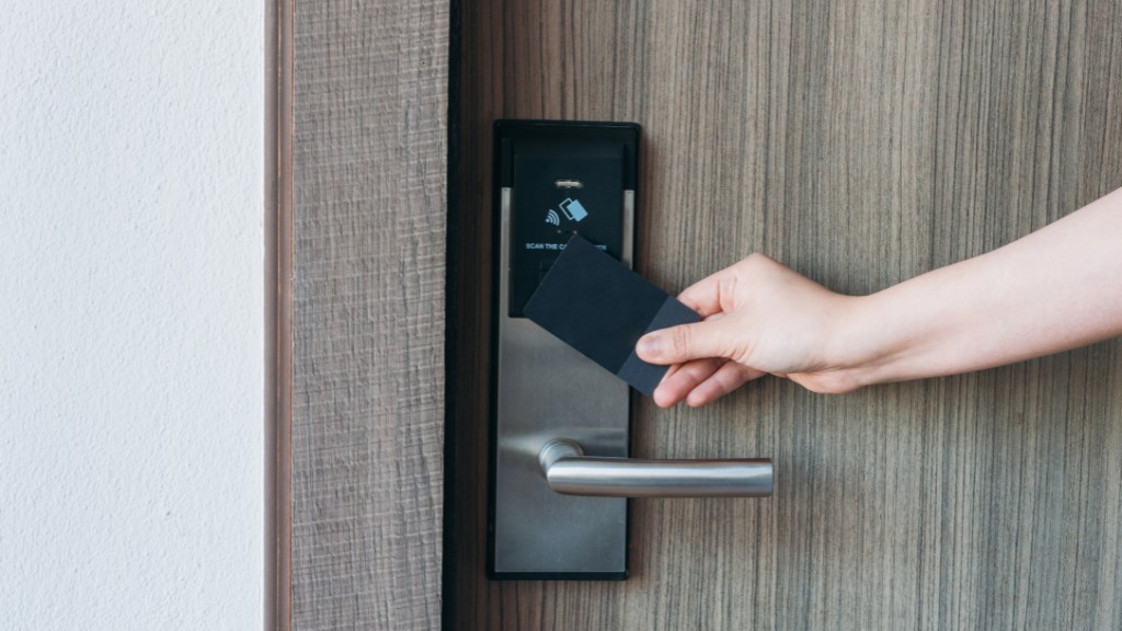 Ưu và nhược điểm của khóa cửa vân tay 3