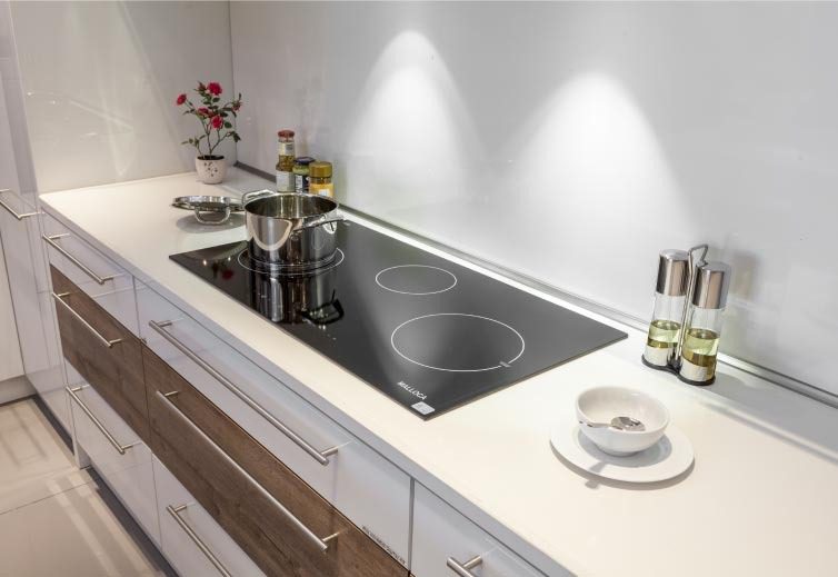 Sử dụng bếp điện từ có tốn điện không 1